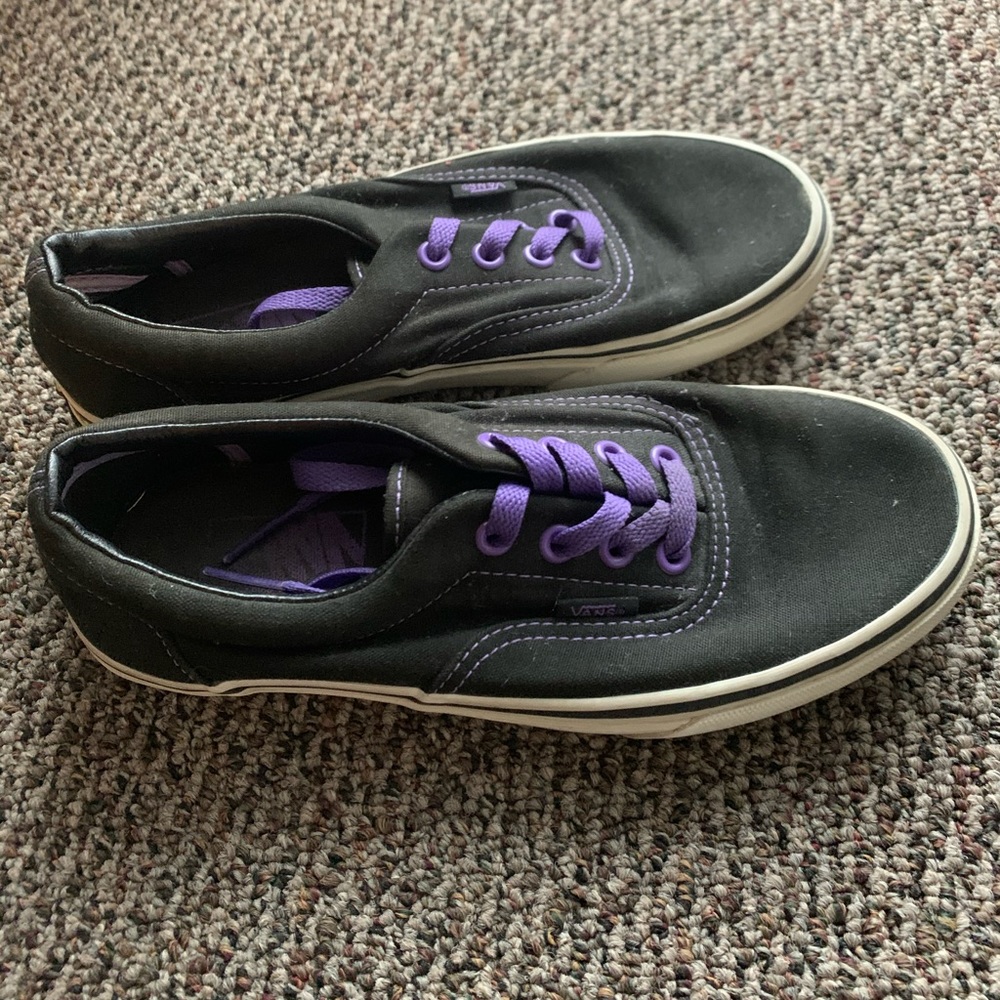 Black Vans with Purple Sewing/Laces Women’s US 6.5